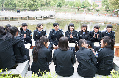 警察学校中专：培育精英，梦想起航